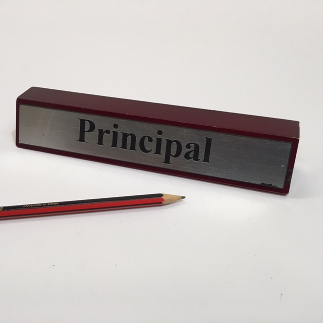 PLAQUE, Principal Desk Sign